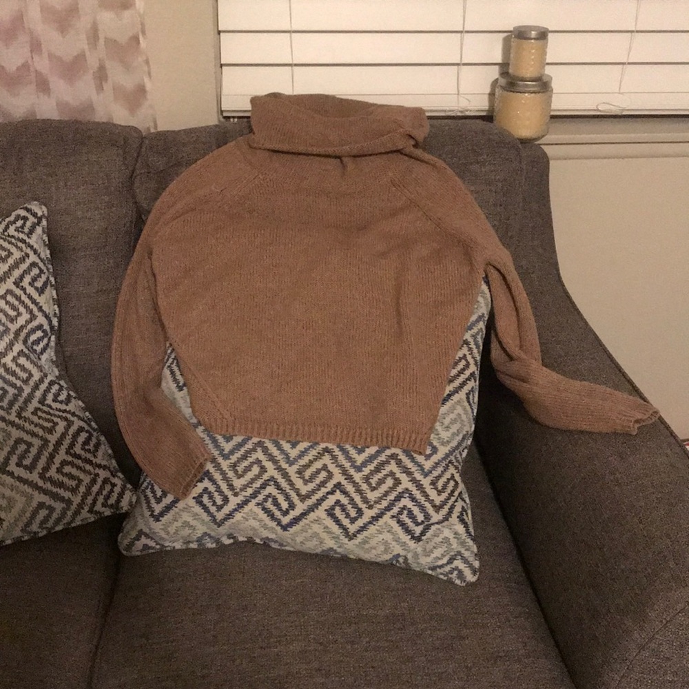 Women’s cowl brown sweater